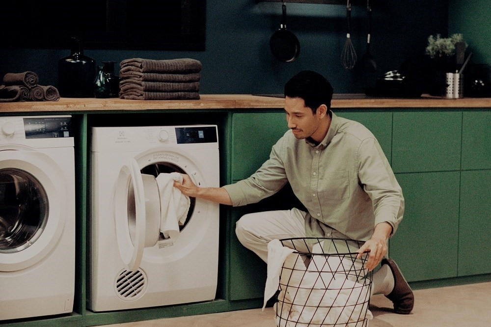 9 energy saving tips. 4