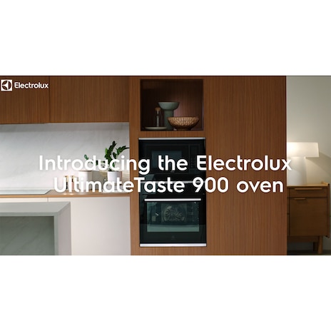 60cm UltimateTaste 900 built-in single oven with 70L capacity