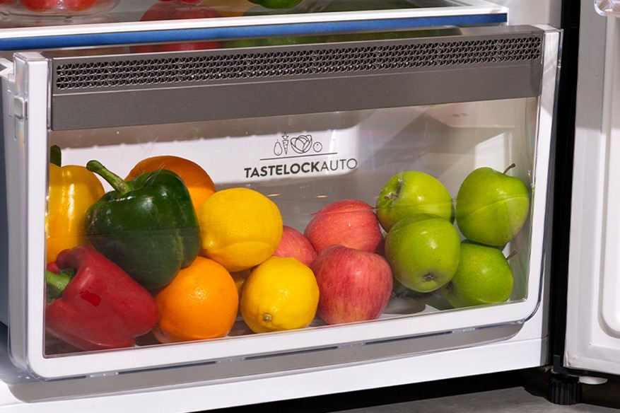 Complete guide on how to clean your refrigerator the right way