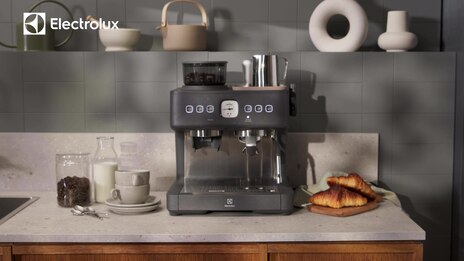 3L UltimateTaste 700 espresso coffee maker