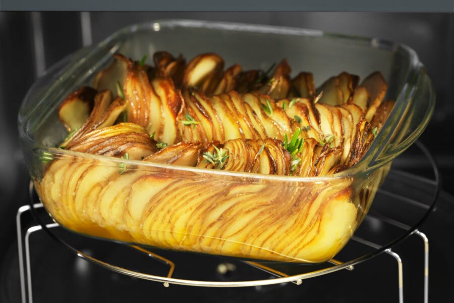 Heat-your-food-using-microwave-900x600.jpg