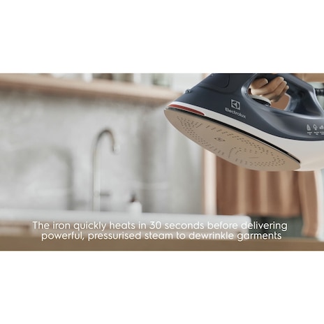 2400 watt UltimateCare 500 steam iron