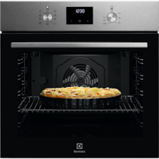 60cm 500 Series SurroundCook SteamBake built-in single steam oven with 72L capacity