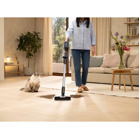 600 cordless vacuum cleaner