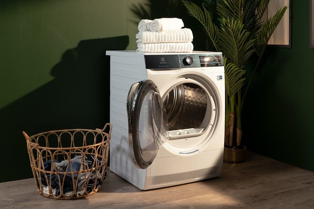 Items you should (and shouldn't) put in the dryer