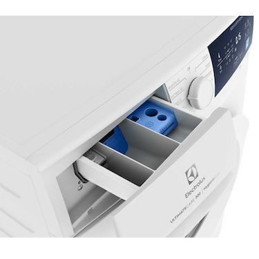 8/5kg UltimateCare 300 washer dryer